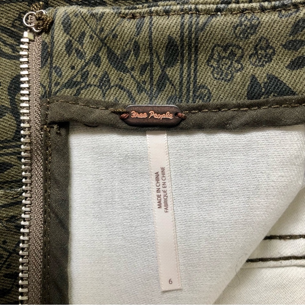Free People EUC Mini Skirt Size 6 - Picture 13 of 16